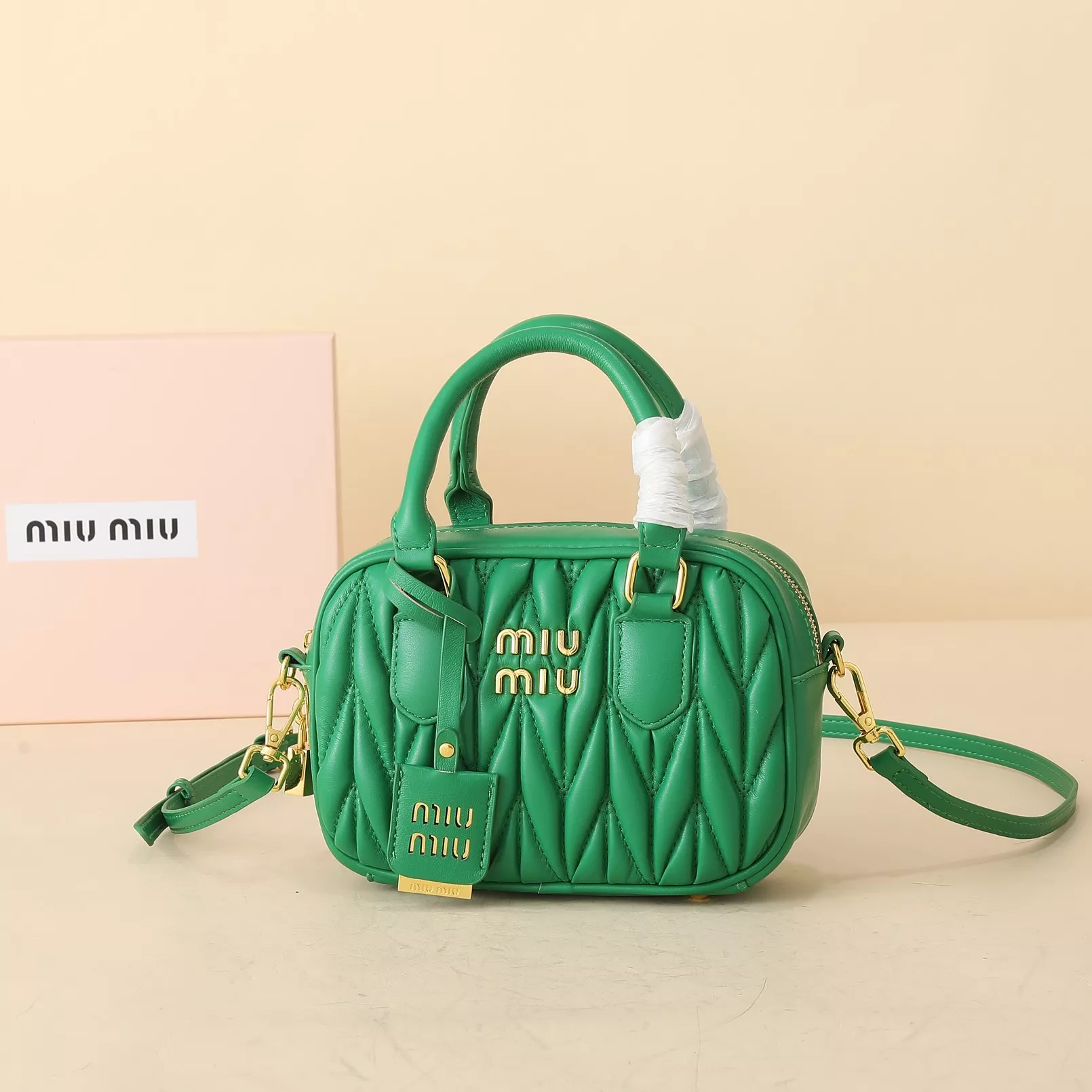 miu miu aaa qualite sac a main  pour femme s_127274b